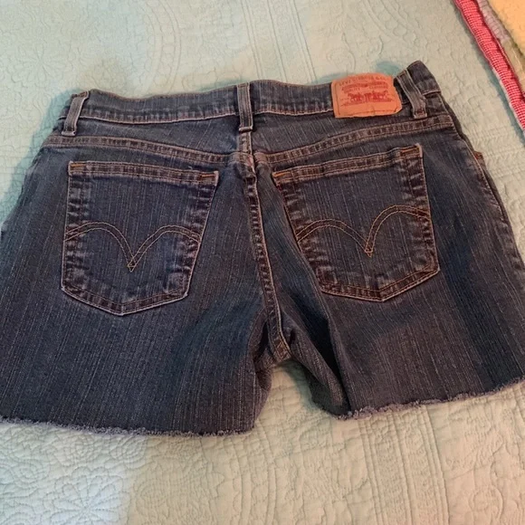 Levi’s size 12 shorts made by urban renewal new with tag - Picture 4 of 5